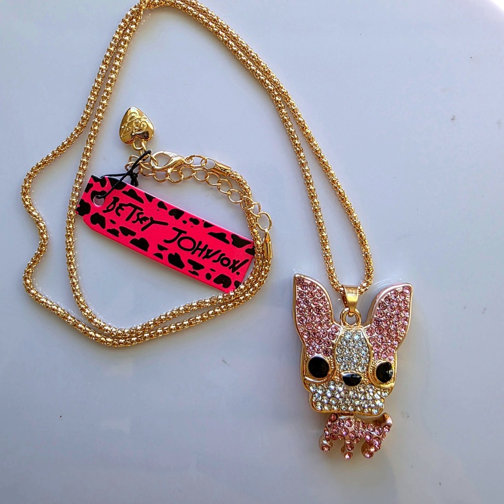 Betsey Johnson Rhinestone Dog Pendant Necklace Pink White Gold Tone Chain - Picture 8 of 9